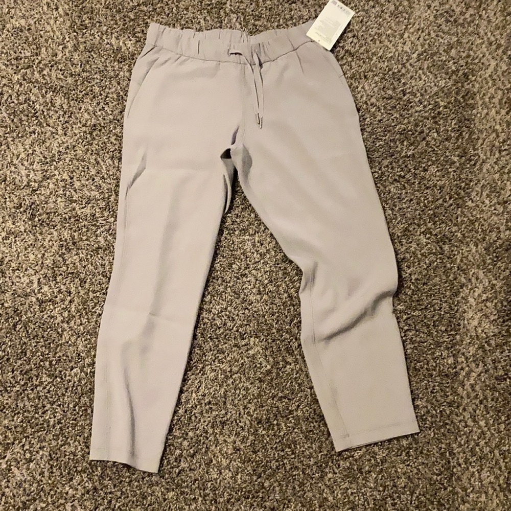 Lululemon On The Fly 7/8 Pants Woven